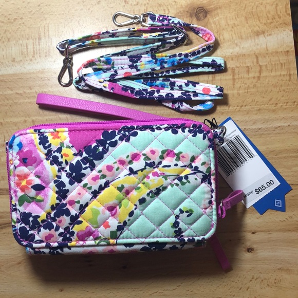 Vera Bradley RFID All In One Crossbody - Picture 3 of 6